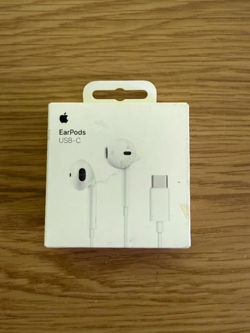 NEW - Apple EarPods USB-C Wired Headphones Earbuds MTJY3AM/A MYQ3AM/A